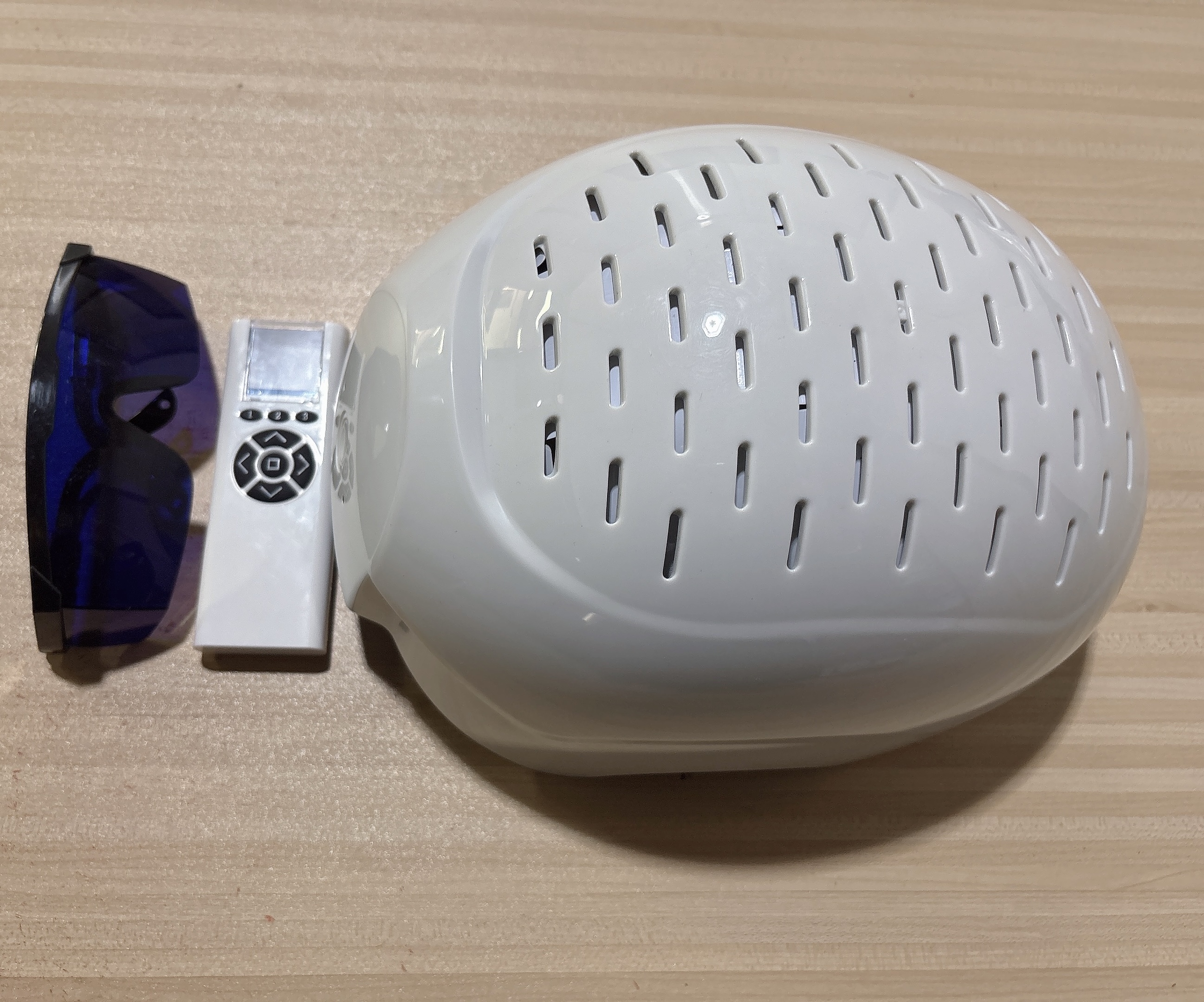 Infrared light Laser Hair Growth Cap with 650nm,1-20,000 Hz can be adjusted, Fuller Hair Prevention of Hair Loss Support for Hair Restoration