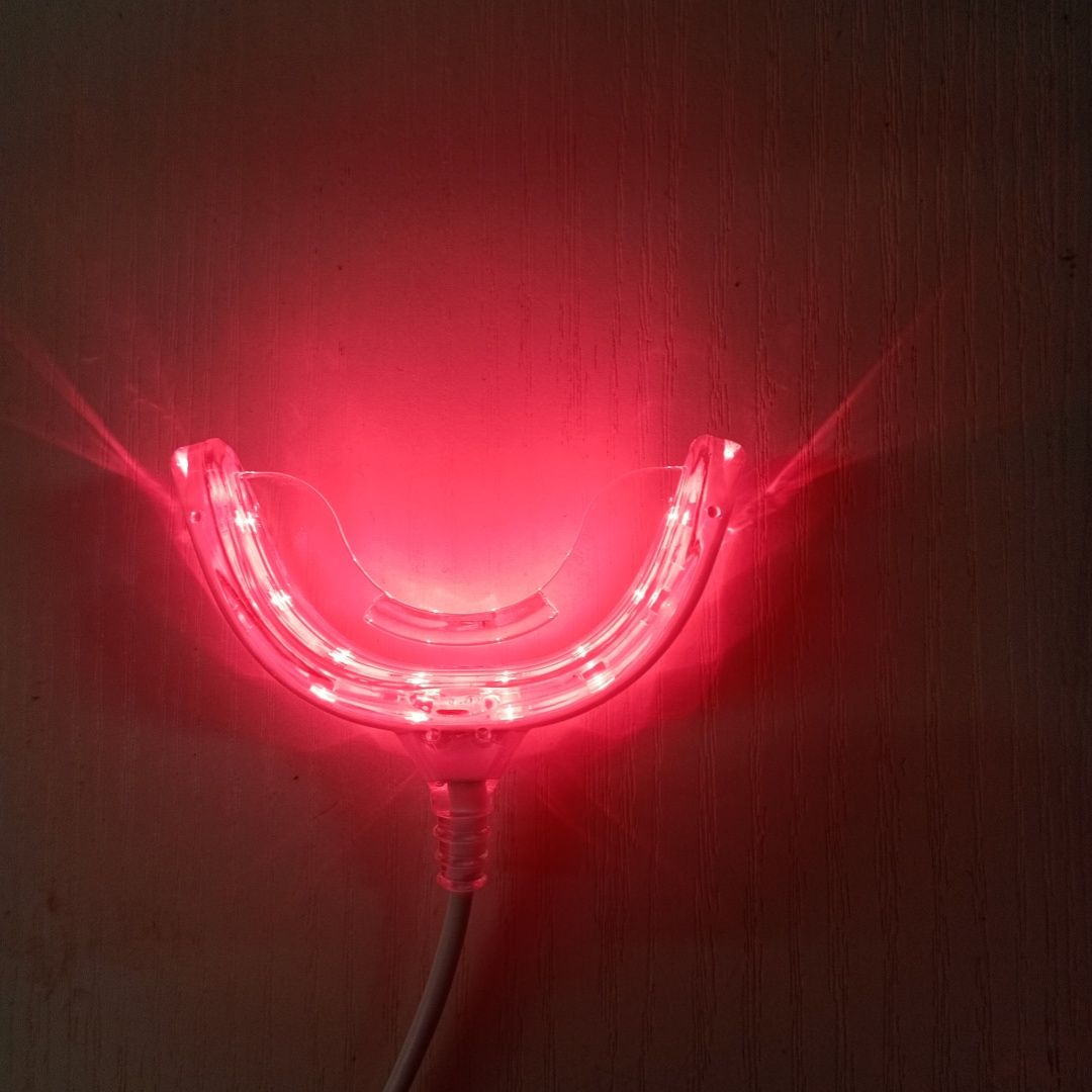 Can 660nm & 850nm LED Light Therapy (20mW/cm2) Treat Gum Disease?Science, Protocol, and Critical Warnings